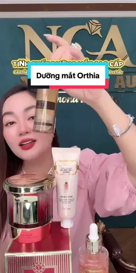 ✨Tinh chất dưỡng mắt cao cấp Coreana ORTHIA Gold Eye Ampoule, bí quyết giúp làm đầy vết nhăn, cải thiện quầng thâm, phục hồi vùng da quanh mắt săn chắc và rạng rỡ. Chiết xuất nhau thai và vàng tinh khiết mang lại ánh nhìn tươi trẻ, tràn đầy sức sống. 💛Trải nghiệm ngay ORTHIA Gold, để ánh mắt luôn toả sáng như vàng! #nca #ngocchauau #kimcuongngocchauau #hoangthanhnga #myphamchinhhang