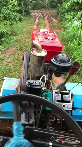 mưa thế này lái xe đã lắm 😁#xuhuong #xecongnong #47daklak 