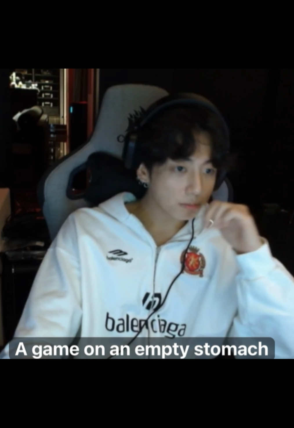 Jungkook of BTS gaming Almost gets Poppy’s Playground but is afraid 😱 Playing Animal Party? (Not positive let me know) J Hope enters stream #bts #kpop #jungkook #LanguageLearning #korean English Subtitles 