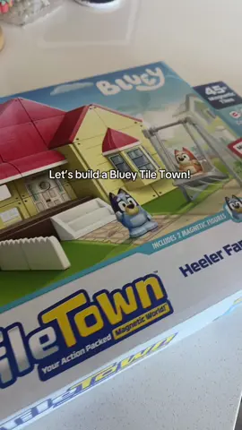 A fan fave in our house 🥹 building this was so fun for Elli! 💙 @MooseToys  #tiletown #bluey #gifted #toys #childrenstoys 