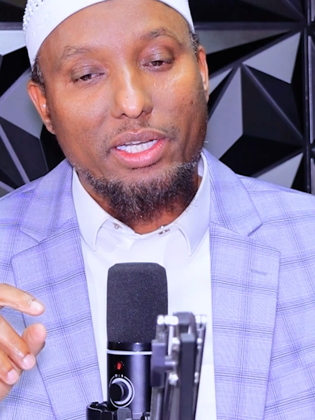 “Sheikh Abdirisak: Gabarta garoobka ah hadda la guursanin adduunka fidno ayaa ka dhaceyso.”#somalitiktok #somalilandtiktok💚🤍❤ #somaliproud #somaligirls #somalilandtiktok #somalilyrics🌺😕💎 #siomalitiktok2024tiktok #garowe_puntland_🇸🇱🇸🇱 #muqdishotiktok🇸🇴🇸🇴❤