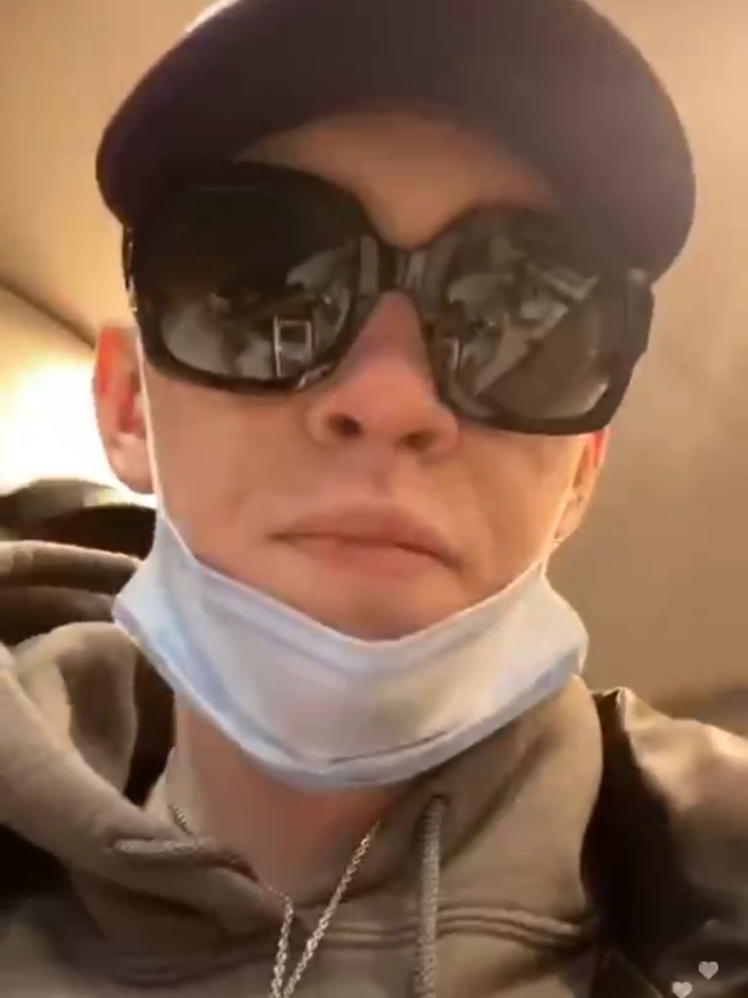 Взято из тг - BenzoChronicles2 #бигбейбитейп #fyp #dance #funny #SocietyofSaintLaFlare #bigbabytape #тэйп #kizaru #platina #кизару #платина #tape #laflare #musik #mem #rek #мем #музыка #рек 