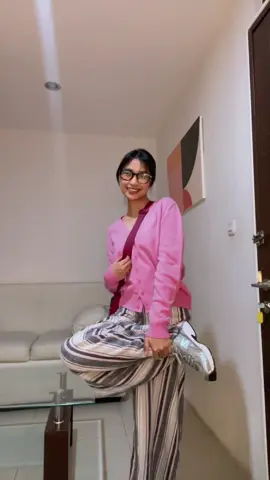 siap menjadi dora the explorer, tinggal cari boots nya 👀 