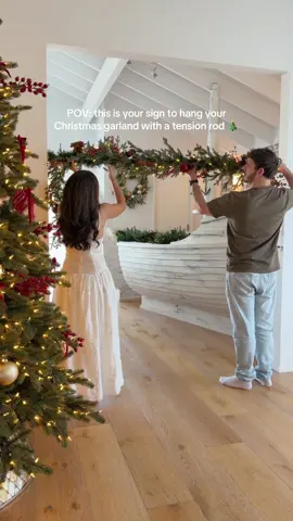 This is your sign to use a tension rod to hang your Christmas garland 🎄 it’s the best hack as there’s no damage to your walls and it’s super easy to put up! I wrapped the tension rod with greenery before adding my @Balsam Hill Australia Heritage Spice garland using cable ties 🍒 will you try this one this season? Hope this was helpful lovelies xx [gifted] #christmasgarland #christmasdecor #christmasspirit #tipsandtricks #chirstmasdecorations 