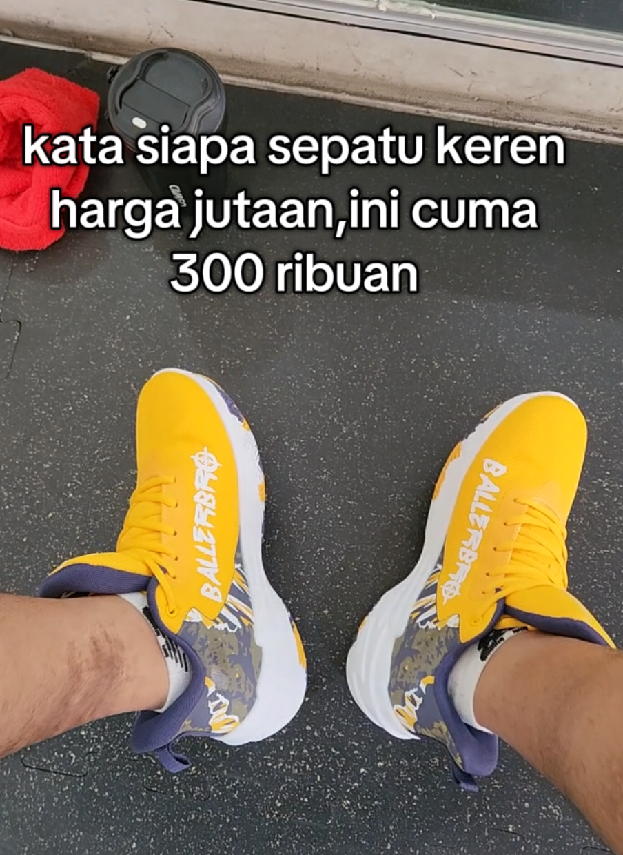 sepatu keren buat olahraga harga promo #ballerbro #sepatuolahraga #sepatubasket 