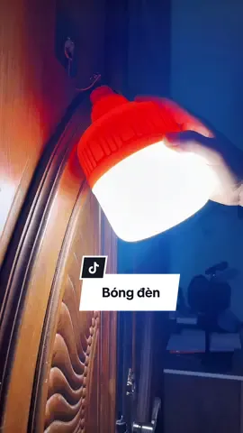 Bóng đèn tích điện 150-200W khá hữu ích ngày mất điện. #bongden #bongdentichdien 