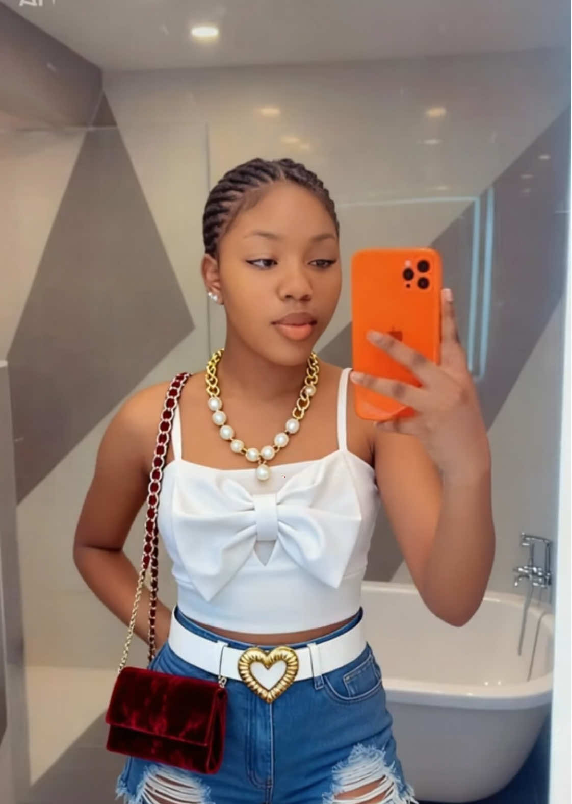 #Biscoitocut #Multiaverso ai clothes filter tutorial ai give you outfit tutorial ai clothes filter effect use this effect changing clothes magic ai clothes filter effect ai outfit changer effect filter ai gives you outfit. #capcutforus #capcut #capcutpioneer 