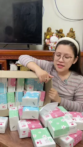 Thùng 42 gói giấy ăn tiện lợi #giayan #thunggiay #gumi 
