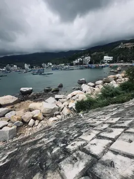 黄水恒：生活并不总是美好的，“要想看到彩虹，就得接 ...! 