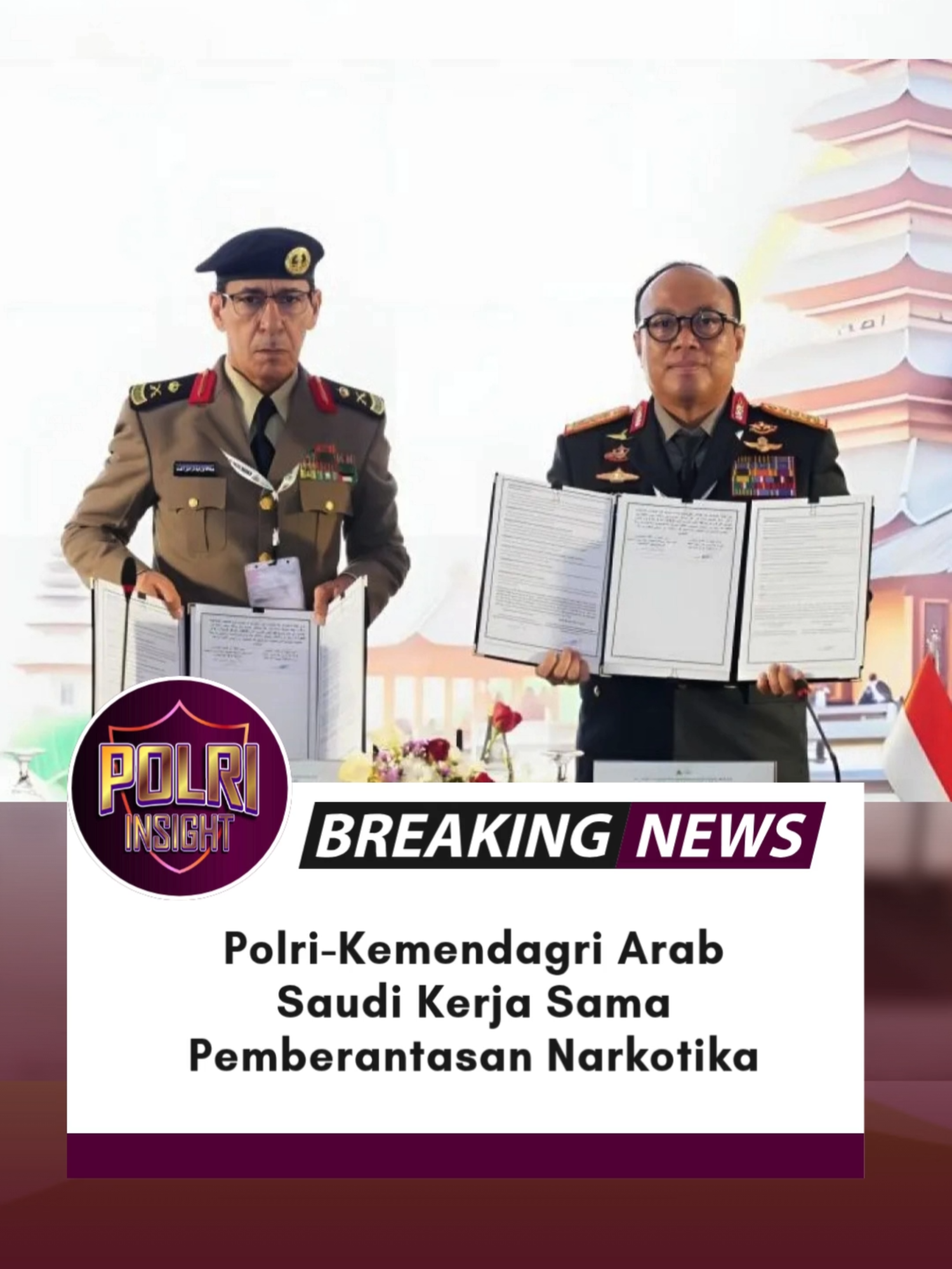 Polri menjalin kerja sama strategis dengan Kementerian Dalam Negeri (Kemendagri) Arab Saudi untuk memperkuat upaya pemberantasan peredaran barang berbahaya lintas negara. Kolaborasi ini meliputi pertukaran informasi intelijen, peningkatan kapasitas aparat, dan pengawasan jalur perdagangan internasional. Kapolri Jenderal Listyo Sigit Prabowo menyebut kerja sama ini sebagai langkah nyata dalam memperkuat keamanan global dan melindungi generasi muda dari ancaman penyalahgunaan zat berbahaya. Sinergi kedua negara diharapkan semakin memperkuat hubungan bilateral di bidang penegakan hukum. #Polri #Polisi #Kapolri #ArabSaudi #KerjaSamaInternasional