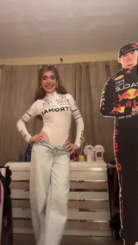 We love f1 EN ESTE PERFIL❤️🧡🤍 #parati #fyp #f1 #halloween #formula1 