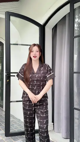 Set ở nhà mà xinh quá này ce ơi #quynhnhumacgi 