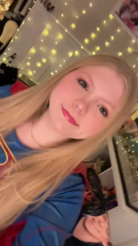 Does anyone need saving? #halloween #supergirl #costume #dc #transition 