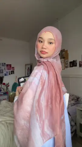 pretty girl avenue 🏠