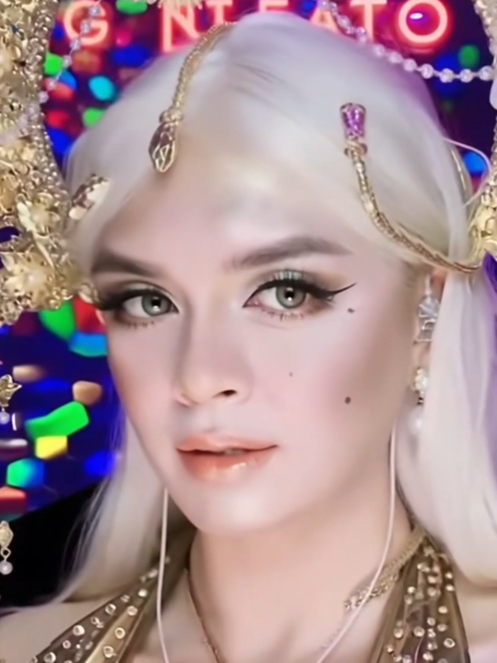 This Halloween International Pk is a huge success!! 🎉😉🎉 Medusa for the victory 🙌🏻  We won 2 matches out of 3!!  Thank you for believing in this silly dream of mine and the effort we put on is worth it ✨ Shoutout to my amazing supporters and gifter: @mel1.107 @jaylamjl09 @Janet Wong 佳娜 @winston88888888 @peacelolmaker @crystaltoh89 @aywj99 @meidimeidianarobbin @29384628ywieu @redtassle @wxjaaaaa @moto_ph18 @userxaoo6niosz and more 👏🏻 Special thanks to my stoning team: Chynna, Sarah, Darren, Rachel and Ron 💎 #halloween2025 #medusacosplay #medusamakeup #medusa #internationalpk 