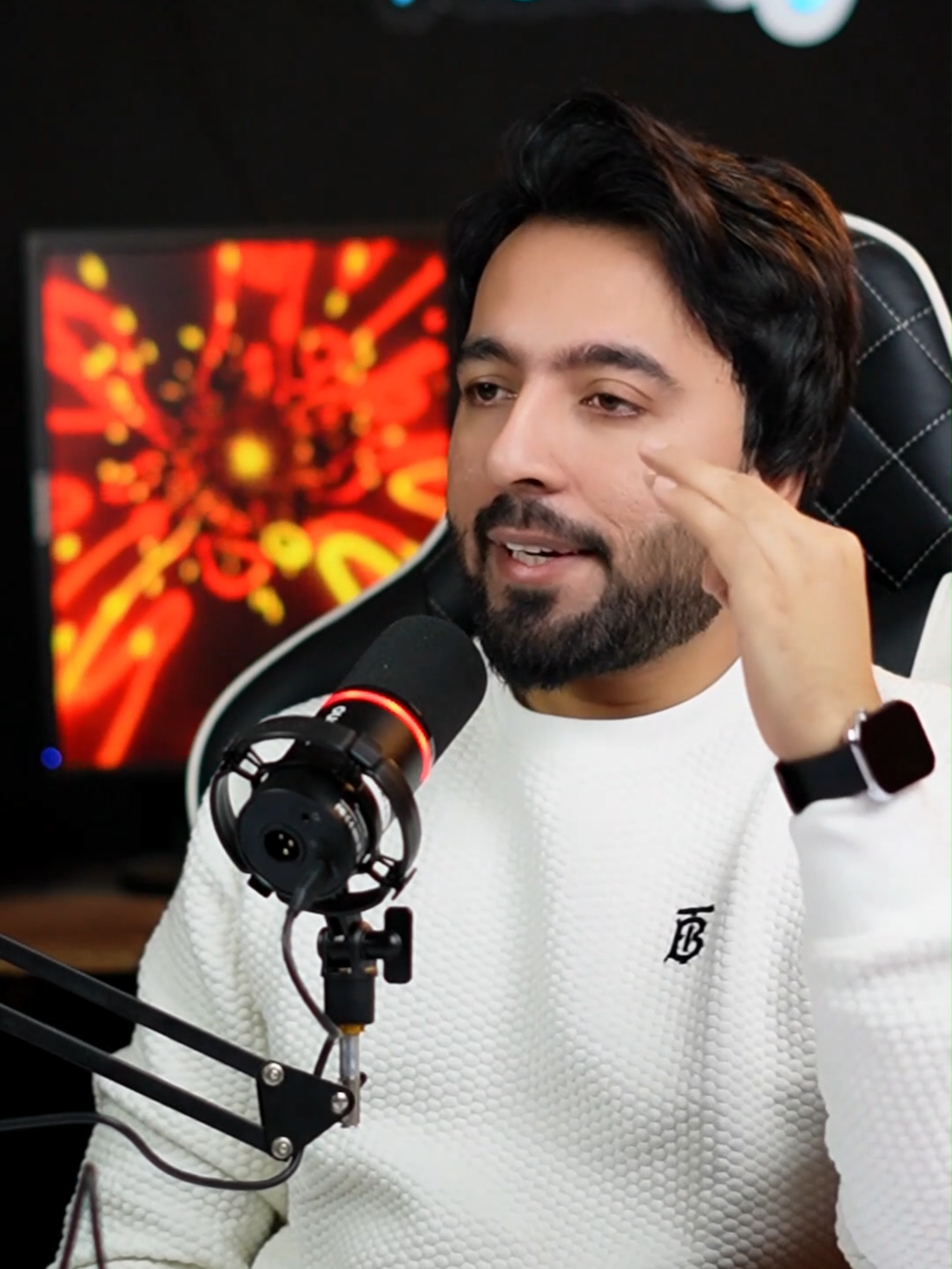 You must have this app on your phone😲 #tiktok #foryou #techtok #phonetips #aaqibashraf #Tech