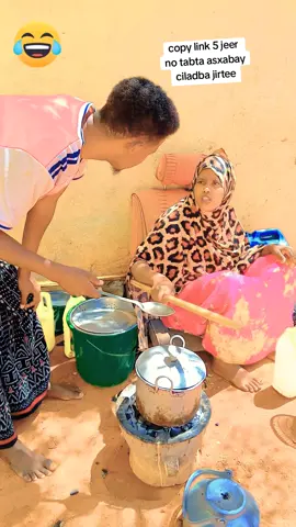 @Apple lul @KALIGII DUUL @Jigjigaboy90 @Haniyeta @GEENYO____🧗🏻‍♀️🐎 @Amir_Zamale @milhan osman 