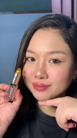 Obsessed with these color changing lipstick                                                                        #otwoophbeauty #otwoopinkbubble #otwoo #barbie #lippie