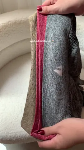 it’s time treat urself w a new piece of shorts girlies! 🍑💞💫 #fypシ゚ #cycling #short #gym 