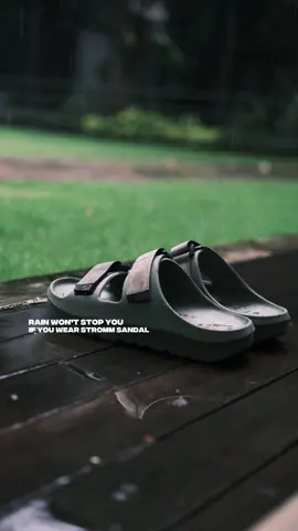 Rain or shine, sandal stromm still comfort to stay on your feet. Available now! #joindeclan #declanstudios #outdoorseries #sandalpria #brandlokal 