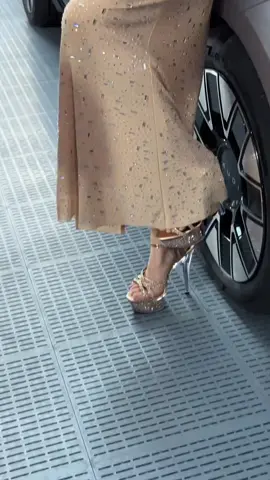 Caught the goddess Li Shuxin at the Yantai Auto Show #LiShuXin #AutoShowModel #PasserbyPerspective 