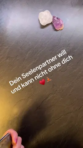 💖 Hallo meine Lieben, ich hoffe, es geht euch gut. Neue Nachrichten erreichen euch ✨ Habt ihr Fragen, Zweifel oder Schwierigkeiten in Bezug auf euer Liebesleben? 🌹 Schreibt mir gerne privat, damit wir sie gemeinsam besprechen können. #Tarot #Kartenlegen #Hellsehen #Orakel #Tarot 