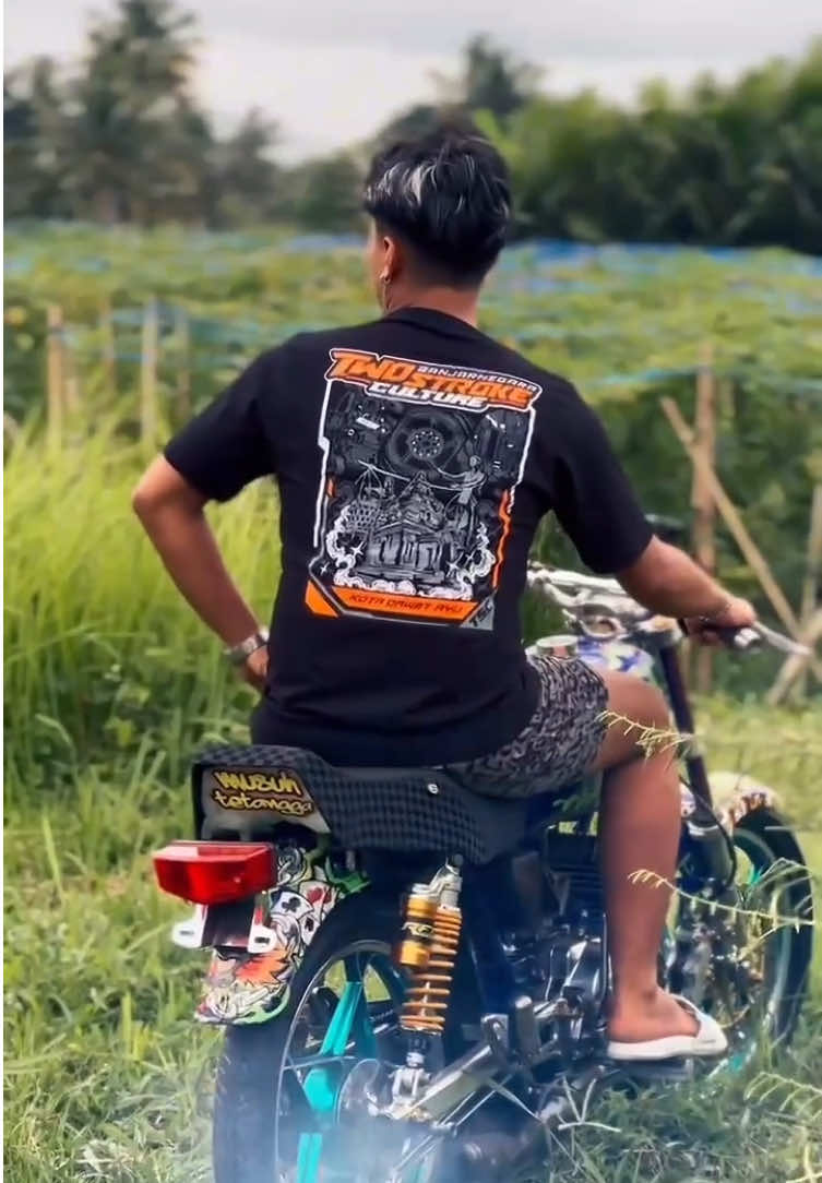 Budalke Banjarnegara wes genah sess moak🔥 Info pemesanan kaos: WhatsApp :  * Stevy : 0851-6510-2601 IDR : 125K (ONLY)  #Twostrokeculture #tsc #tscvol1 #Banjarnegara #twostroke 