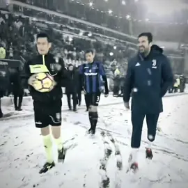 trời có lạnh thì khoác thêm áo 