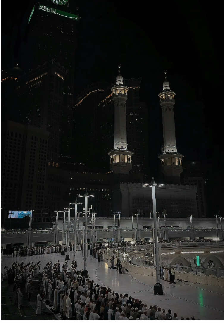 ترتيل خاشع 😞💔. #ياسر_الدوسري #قران #سورة_النمل #اجر_لي_ولكم #quran 