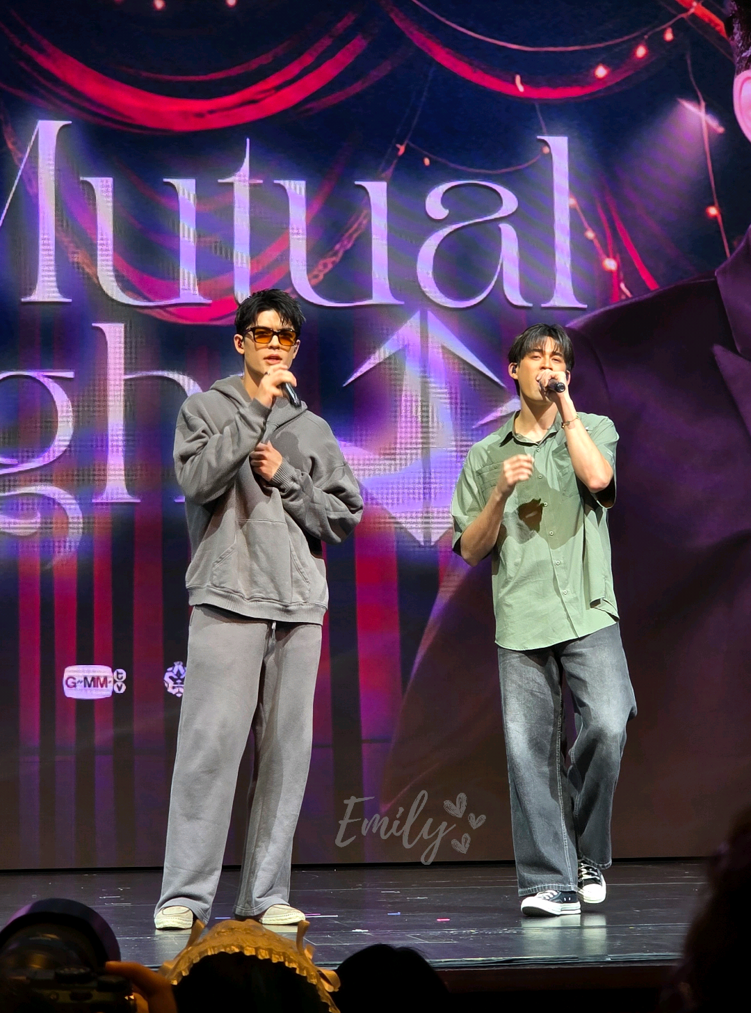 GEDE, NGAMBEKAN TSUNDERE 😌😌😌😌😌  . @Joss Way-Ar @Gawin Caskey  #Jossgawin #gawincaskey #josswayar #jossgawin1stfminmacao 