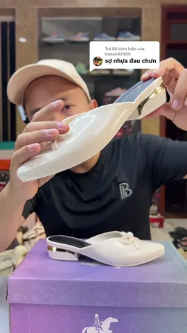 Trả lời @baoan02000 Dép đẹp, mềm, thoải mái lắm luôn ạ #manhgiay #depcaogot #depsuc #sucnu 