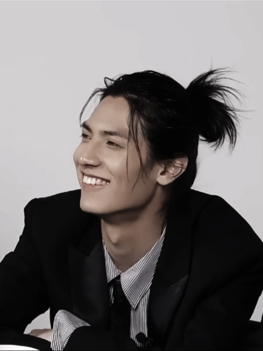 manbun jooyeon is everything. | #jooyeon #leejooyeon #xdinaryheroes #fyp 