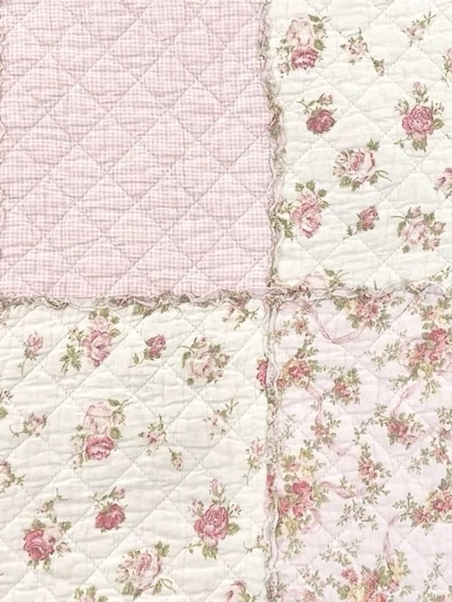 Esti Ginzburg 2010s Israeli and Jewish icon 🎀 • Esti Ginzburg, who went down in Television history in the 2000s as 