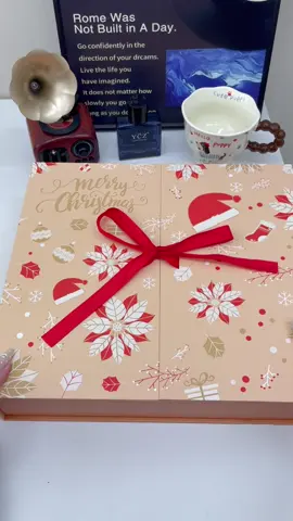 The empty advent calendar!!😲😍🎄 #adventcalendar #christmasadventcalender #christmas #christmasgiftideas #christmas2025