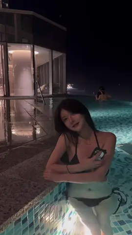 Live 방송에서 만나요 👋 11/3 🍓☁️