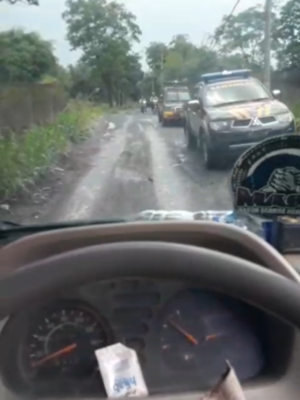 tetep masih di pantau pusat bolo #magelang24jam #tambangmerapi #gunungmerapi #tambangpasirmerapi 