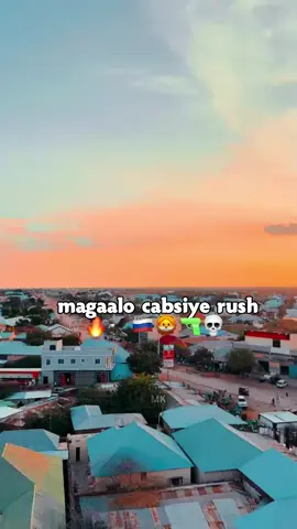 dhusaamreeb magaalo cabsiye azaam showeli😂💀#ceyroww💀🔥 #ceyrnimo💙🤍💚 #cabsiyenimo🏴‍☠️🔥🔫 #cabdi_aziizow🤴🏾🔥 #ceyr___gril 