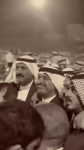 الصداره ان شاء الله  الشيخ احمد المدلول الجربا🦅 #مجلس_النواب_العراقي  #كسبلور_تيك_توك #عاده_نشر_فيديو 