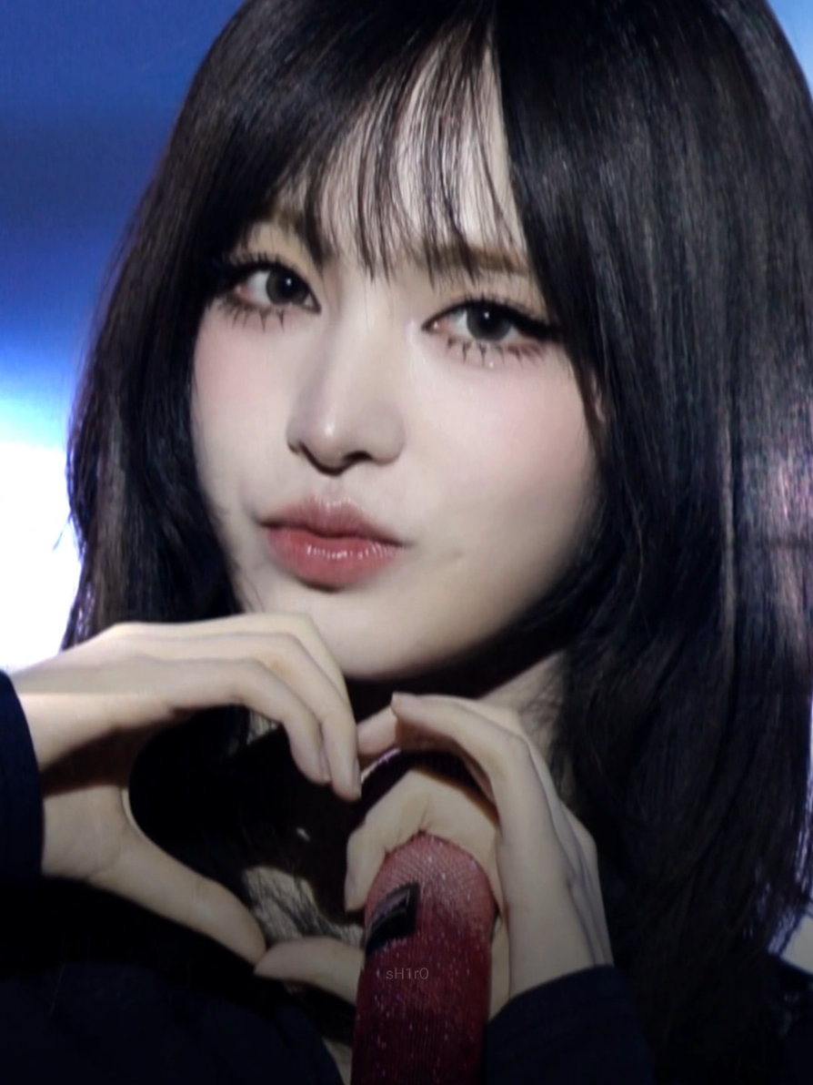 Cute 🤭 #liz #kimjiwon #ive #fyp 