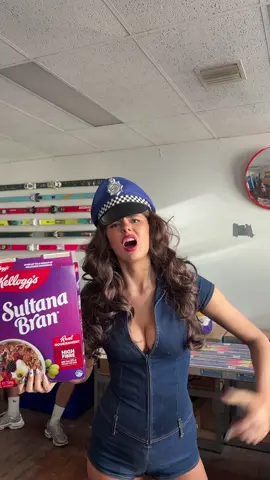 Oscar worthy, thank you to our substitutes #halloweencostume #victorious #halloween 