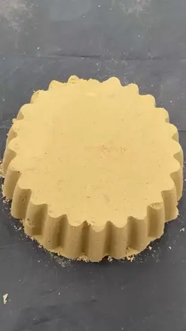 Kinetic Sand cutting different color shapes #kineticsand #asmrsounds #satisfyingvideos  #fyp #sandasmr 