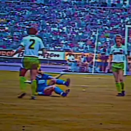 منو يعرف اسم اللاعب 🤧💔.!