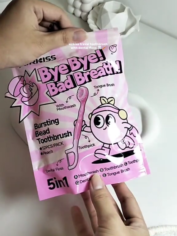Bye bye bad breath! You can use it with or without water 💗 #airkiss #dentalfloss #toothbrush #onthego #fyppppppppppppppppppppppp 