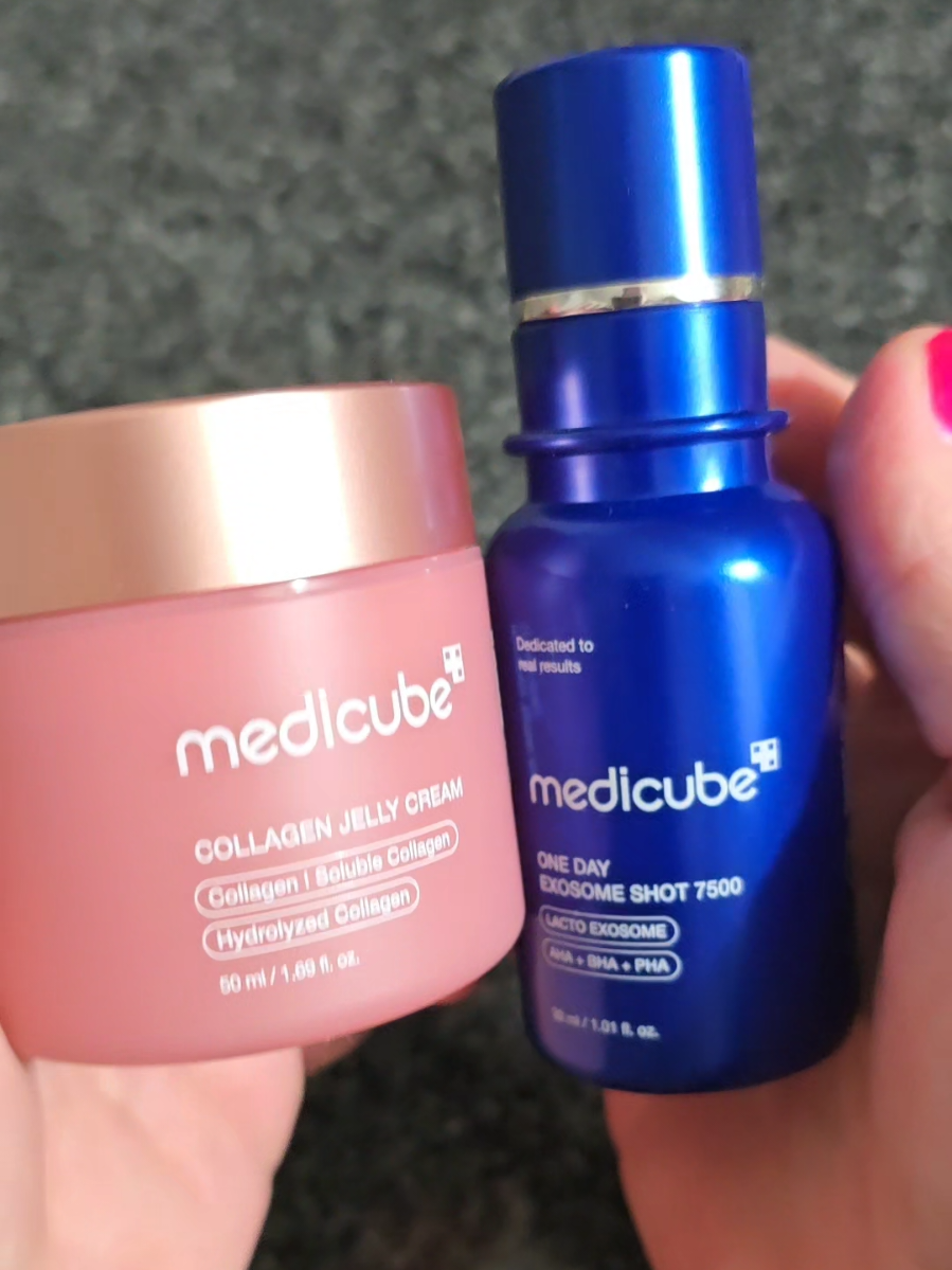 The Korean Aesthetic Duo Set offers a harmonious approach to skincare. It is designed to enhance your natural radiance and promote a healthy complexion. This carefully curated pairing works synergistically to address various skin concerns. Experiencing this duo can lead to a beautifully balanced and revitalized appearance. Embrace a moment of self-care with the thoughtful benefits this set provides. @medicube global #medicube #skincare 