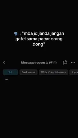 yaelah mba gw dicari bukan mencari 🤪