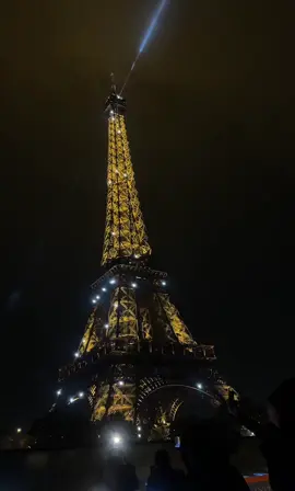 اهلا ياحلوين ادري غطيت عنكم بس كنت ماخذه باجازة باريس 🤍🤍🤍 مصورتلكم فلوقات وفيدوات وكل شي جميل مثلكم  #باريس #paris#airport #المطار#اجازة 