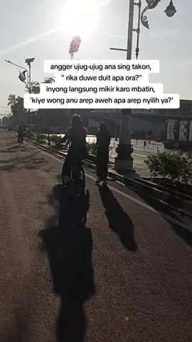 gawe ketar-ketir koh..  #ngapaktraveller #ngapak #travelling #parody #katakata 