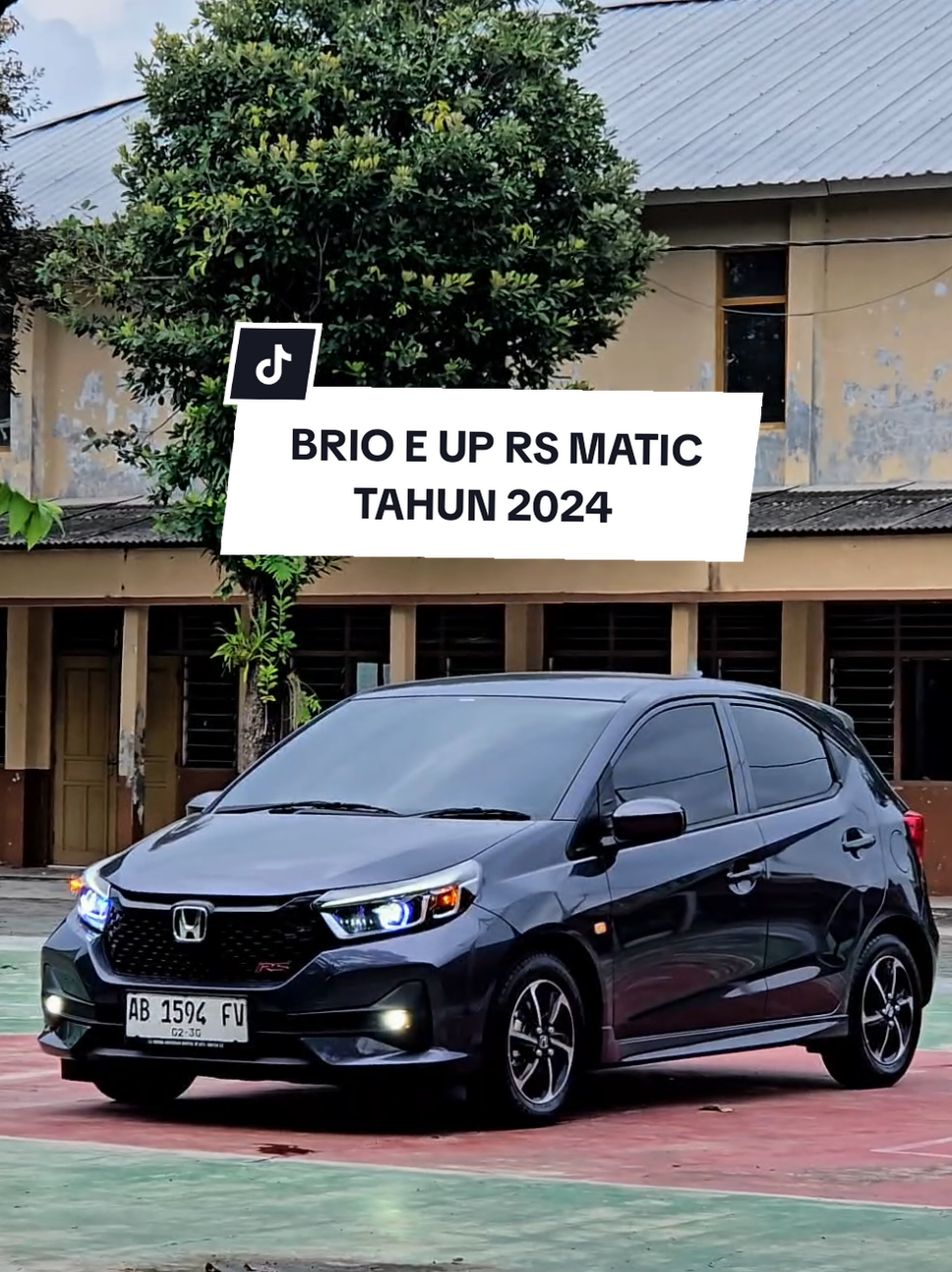mobil gaulnya kaka😎  #fypシ゚ #brio #hondabrio  #briomodifikasi #foryou 