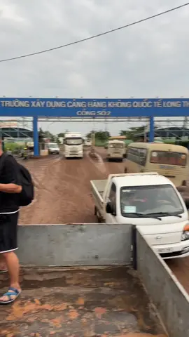 Trẻ không học thù chỉ có vào công trường ngồi nhờ xe thôi 😂
