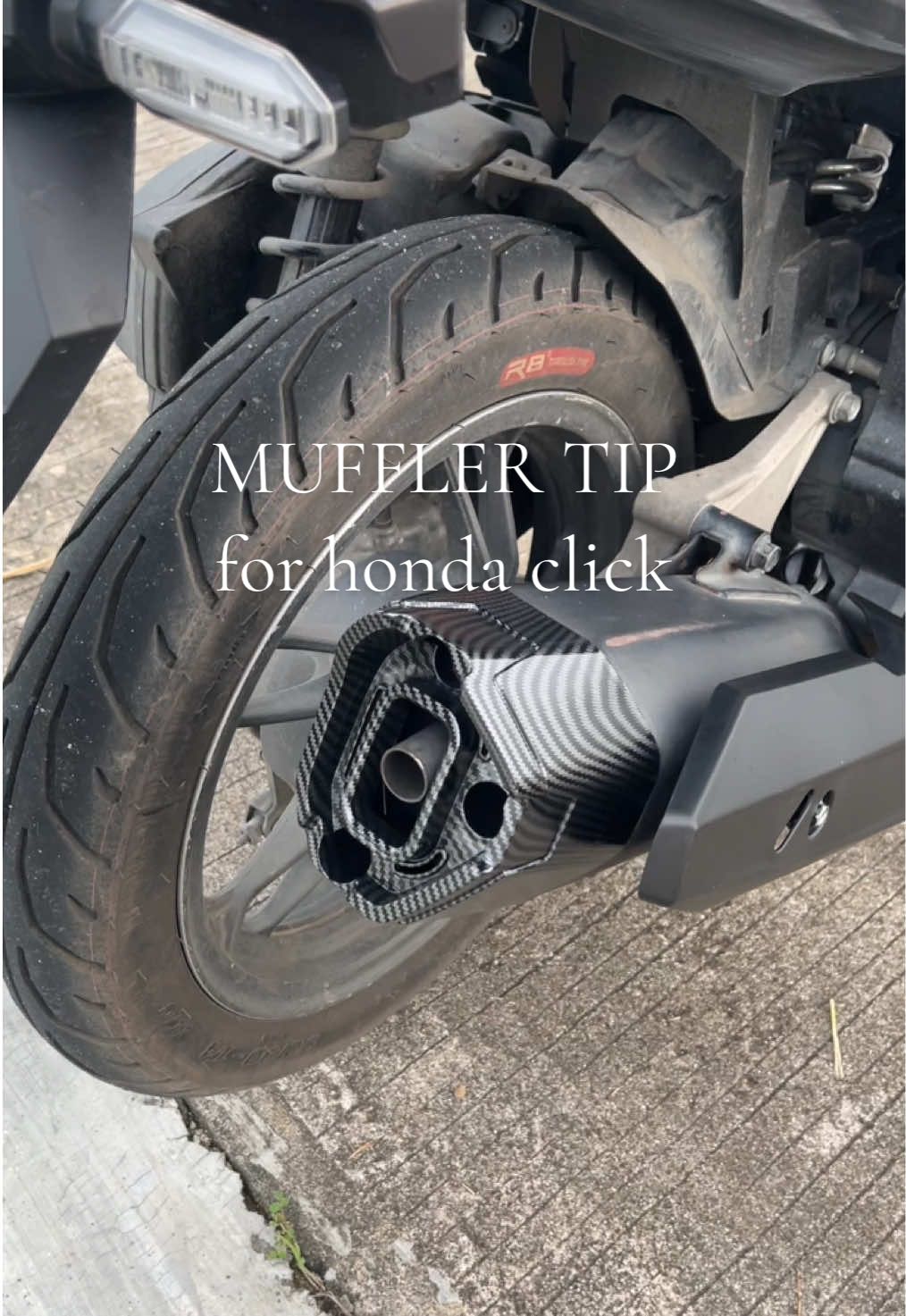 dagdag porma sa motor tong muffler tip for click 125 at click 150. #mufflertip #motorcycleaccessories #exhaustcover #hondaclickaccessories #mufflertipcover 